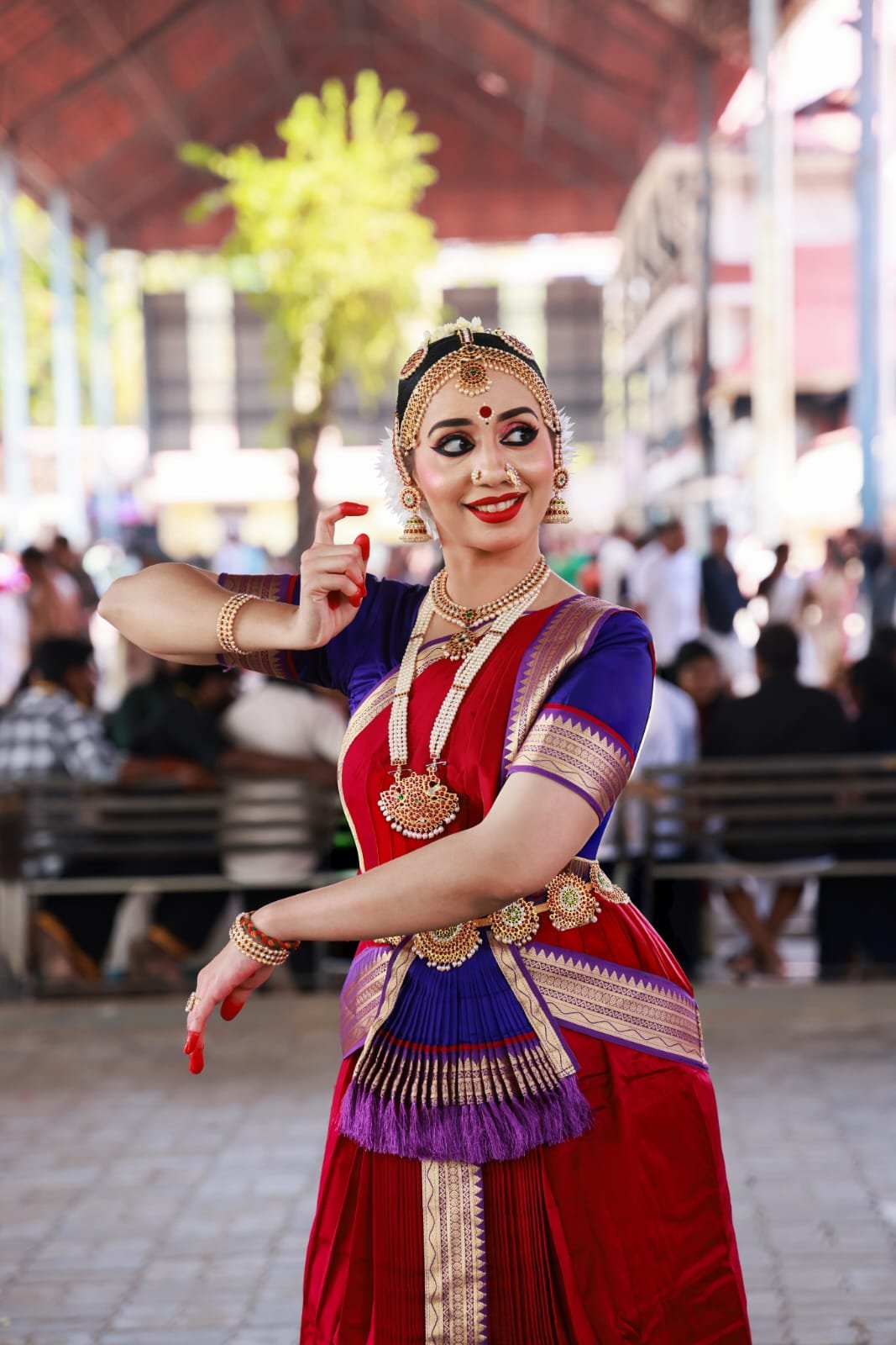 Neethi R. Bhat: Where Corporate Excellence Meets the Soul of Indian Art